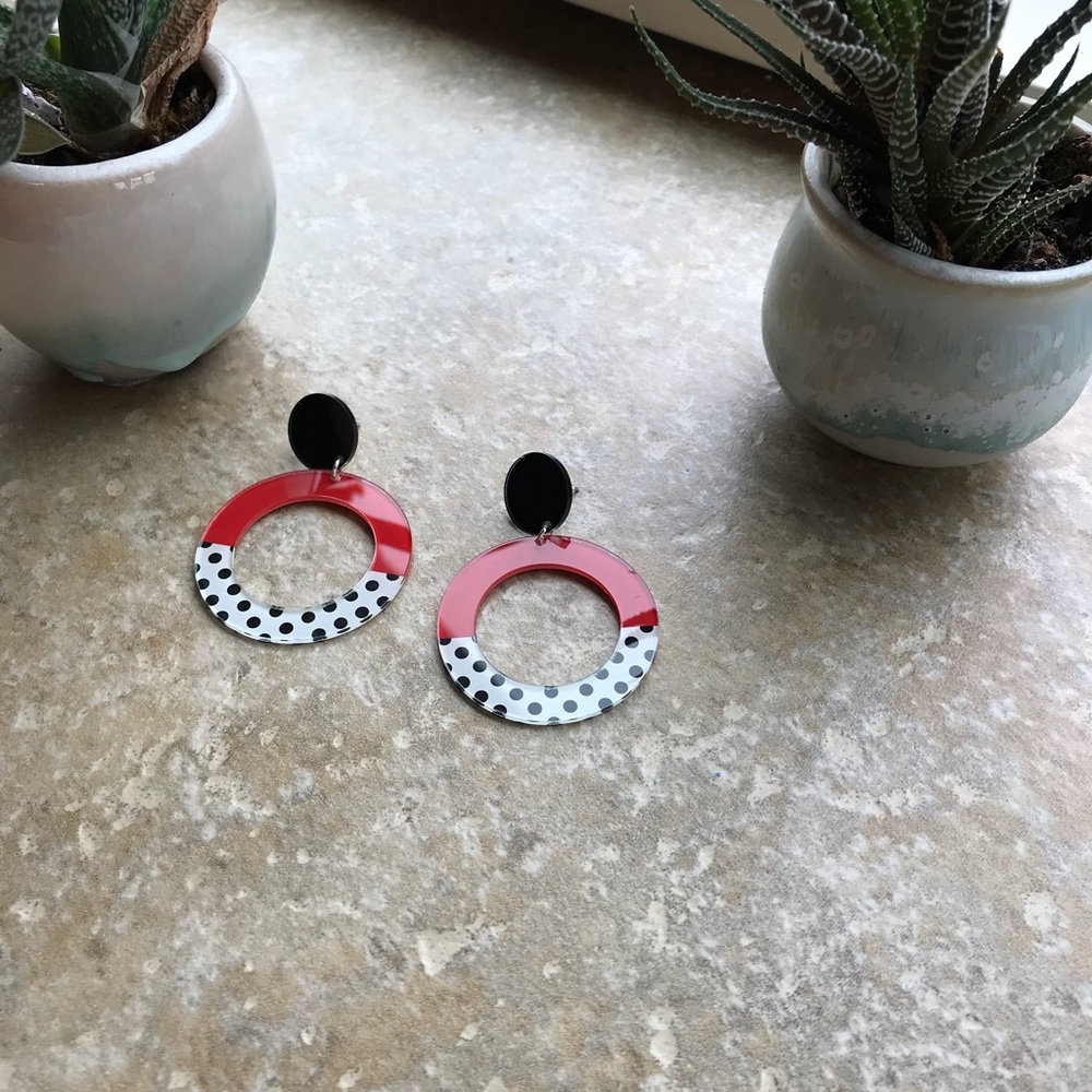 H&M drop artsy post earrings